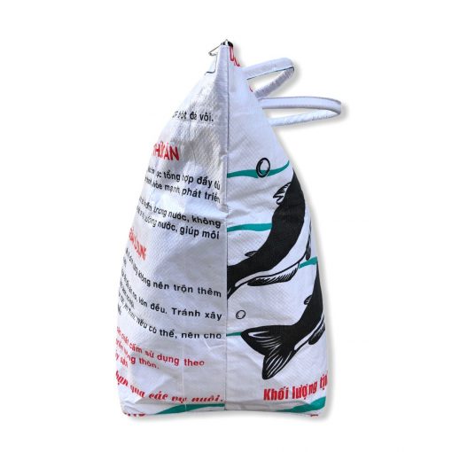 Beadbags Wäschesack / Allzwecktasche aus recycelten Reissack Ri9 in weiß von der seite