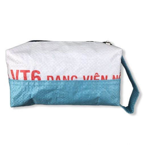 Kosmetiktasche aus recycelten Reissack in weiß hellblau | Beadbags