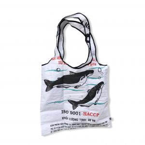 Große Einkaufstasche aus recycelten Reissack in weiß | Beadbags