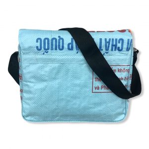 Beadbags Messenger Schultasche Joseph aus recycelten Reissack Ri81 Blau von hinten