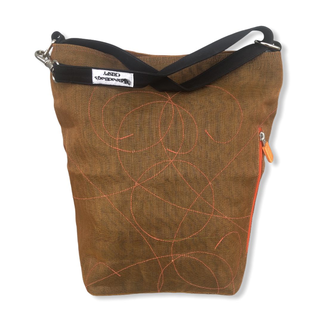 Beadbags Schultertasche aus reused Moskitonetz in rost | Beadbags