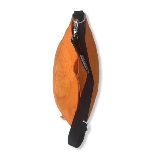 Beadbags Schultertasche aus reused Moskitonetz in orange | Beadbags