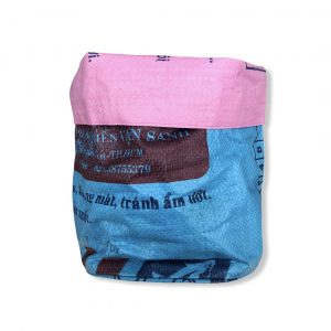 Pflanzenbehälter aus recycelten Reissack in blau rosa | Beadbags