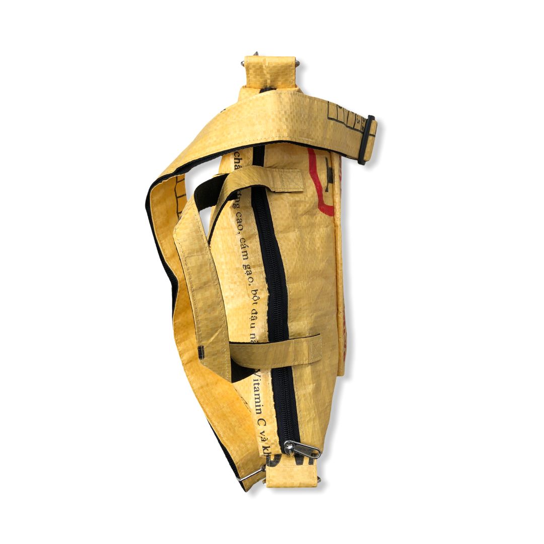 Tragetasche mit Schultergurt aus recycelten Reissack in gelb | Beadbags