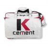 Laptop Schultertasche aus recycelten Zementsack in rot | Beadbags