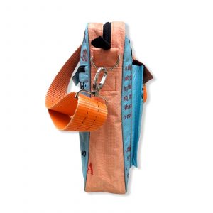 Tragetasche Twin Pockets aus recycelten Reissack mit Hochsee Schultergurt in hellblau orange mit orange | Beadbags
