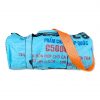 Nachhaltige Reise- und Sporttasche aus recycelten Reissack mit Hochseehafengurt in blau mit orange | Beadbags
