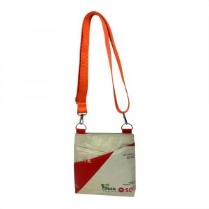 Beadbag Umhängetasche nachhaltig und aus recyceltem Material. Perfekt für Stadt und Alltag.