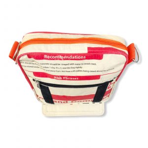 Schultertasche aus recycelten Zementsack mit Hochseehafengurt rot mit orange | Beadbags