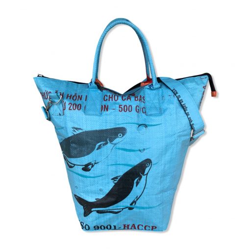 Beadbags Wäschesack aus recycelten Reissack mit Reißverschluss und Tragegurt in hellblau | Beadbags