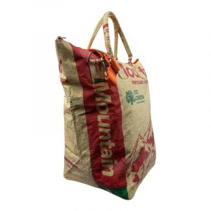 Beadbags Kleine Universaltasche / Wäschesack aus recycelten Reissack mit Hochseegurt