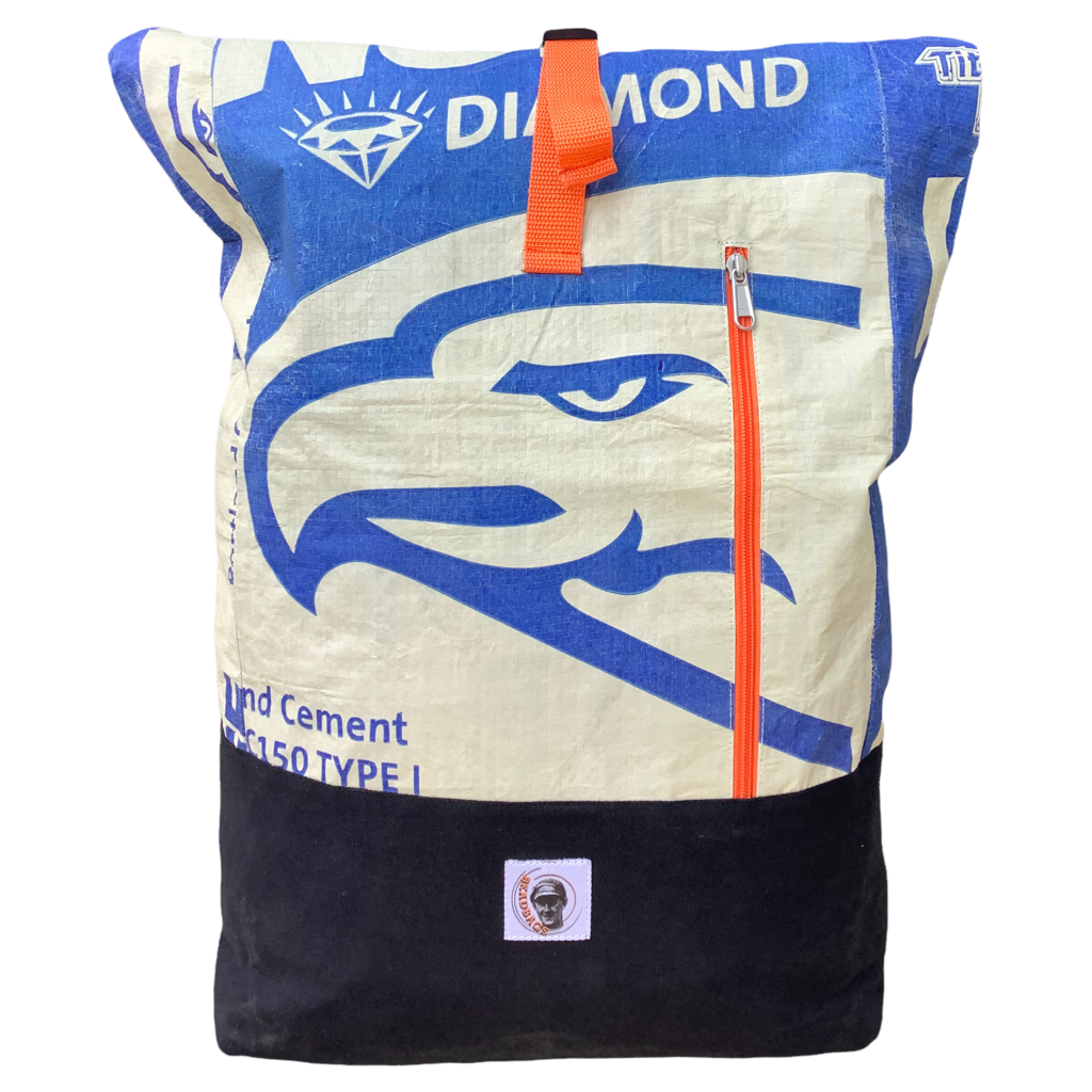 Beadbags Life Backpack aus recycelten Zementsack Ri99 Zement blau Adler - Beadbags  Upcycling Shop