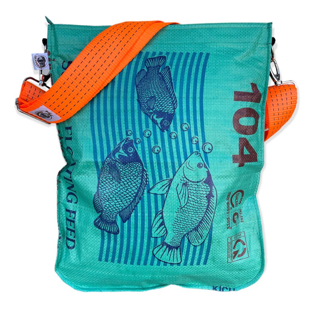 Beadbags Universal Trage- Einkaufstasche aus recycelten Reissack mit Hochseegurt  TJ77 Mittelgrün - Beadbags Upcycling Shop