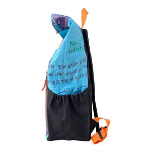 Beadbags Rucksack Ri100 mittelblau/hellblau seitlich