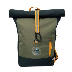 Beadbags Ocean nachhaltiger Rucksack Ostsee oliv aufgerollt vorne