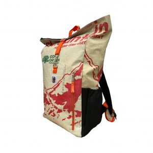 Beadbags Rucksack aus Zementsack mit Motiv Mountain angeschnitten
