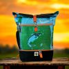 Beadbags Classic Sportrucksack – Nachhaltig, funktional und stilvoll Entdecke den Beadbags Classic Sportrucksack, der mehr als nur ein trendiges Accessoire ist. Dieser geräumige Allrounder wurde fair hergestellt und bietet dir bei jedem Abenteuer optimalen Komfort und Funktionalität – sei es in der City, beim Wandern oder Radfahren.