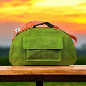 Beadbags Sporttasche aus recycelten Moskitonetz Net8TJ in hellgrün front