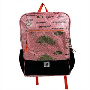 Stylischer & fair produzierter Rucksack mit 17,5 L Volumen – ideal für Schule, Uni & Alltag.