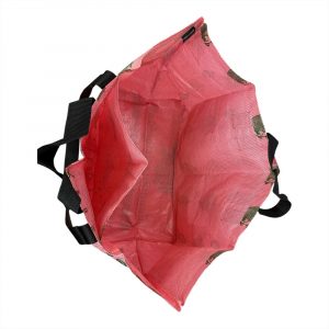 Geräumige Upcycling-Tasche aus recyceltem Reissack. Fair Trade, vegan, leicht & robust – ideal für Einkauf, Strand & Alltag. Jedes Stück ein Unikat