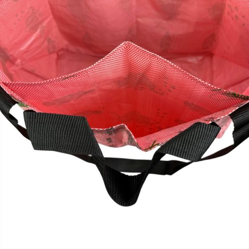 Geräumige Upcycling-Tasche aus recyceltem Reissack. Fair Trade, vegan, leicht & robust – ideal für Einkauf, Strand & Alltag. Jedes Stück ein Unikat