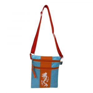 Jede Upcycling Festivalbag wird liebevoll gefertigt, um Ressourcen zu schonen und Abfall zu vermeiden. So trägst du nicht nur Stil, sondern auch Verantwortung.