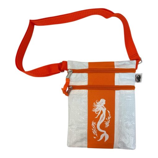 Jede Upcycling Festivalbag wird liebevoll gefertigt, um Ressourcen zu schonen und Abfall zu vermeiden. So trägst du nicht nur Stil, sondern auch Verantwortung.