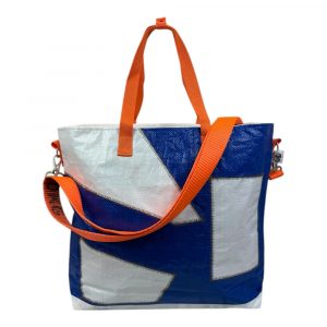 Sailing Bag – nachhaltige Upcycling Tasche aus Fischfuttersäcken