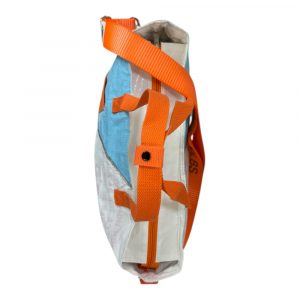 Sailing Bag – nachhaltige Upcycling Tasche aus Fischfuttersäcken