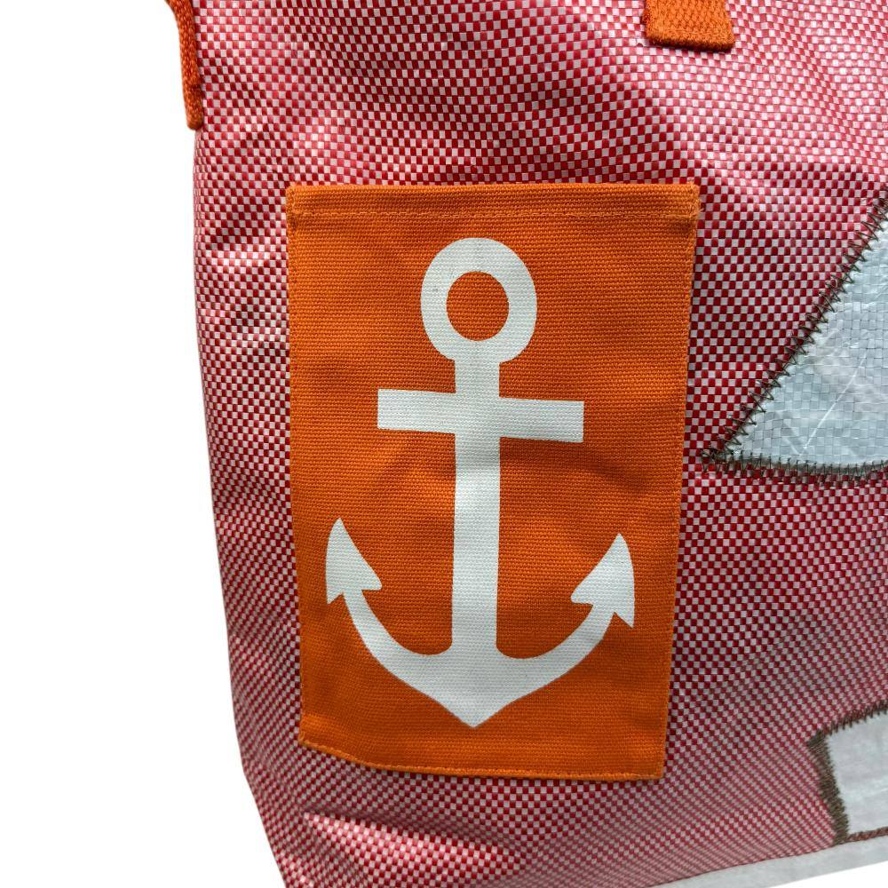 Sailing Bag – nachhaltige Upcycling Tasche aus Fischfuttersäcken