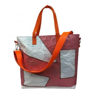 Sailing Bag – nachhaltige Upcycling Tasche aus Fischfuttersäcken