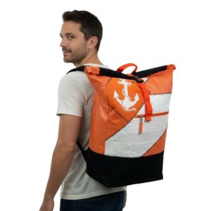 beadbags-anker-rucksack-orange-weiss-patch-orange-weisser-anker-2-4 mann